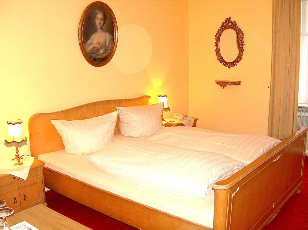 Hotel Alte Thorschenke Cochem Habitación foto